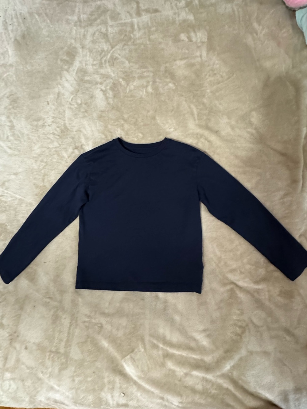 Amazon Essentials Navy Long-Sleeve Crewneck Tee for Kids